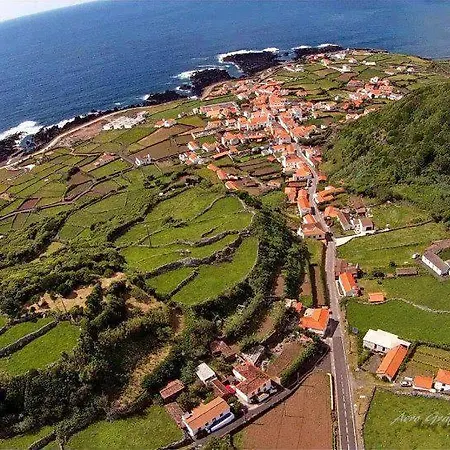 Pandora Bed and Breakfast *